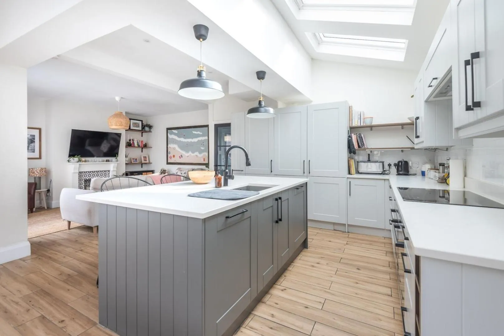 Modern 3B Home With Garden In Eltham, Лондон